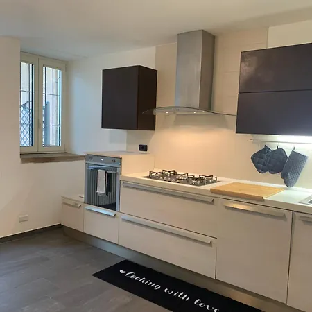 Spazio Perlasca 1 - *