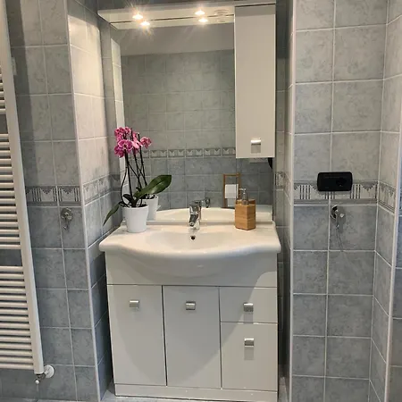 Spazio Perlasca 1 -